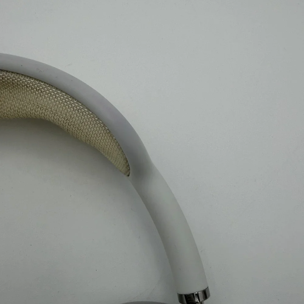 Apple AirPods Max Wireless Over-Ear Headset A2096 - Silver w/ Case